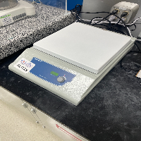 Benchmark Scientific H3710-S Magnetic Stirrer image 0